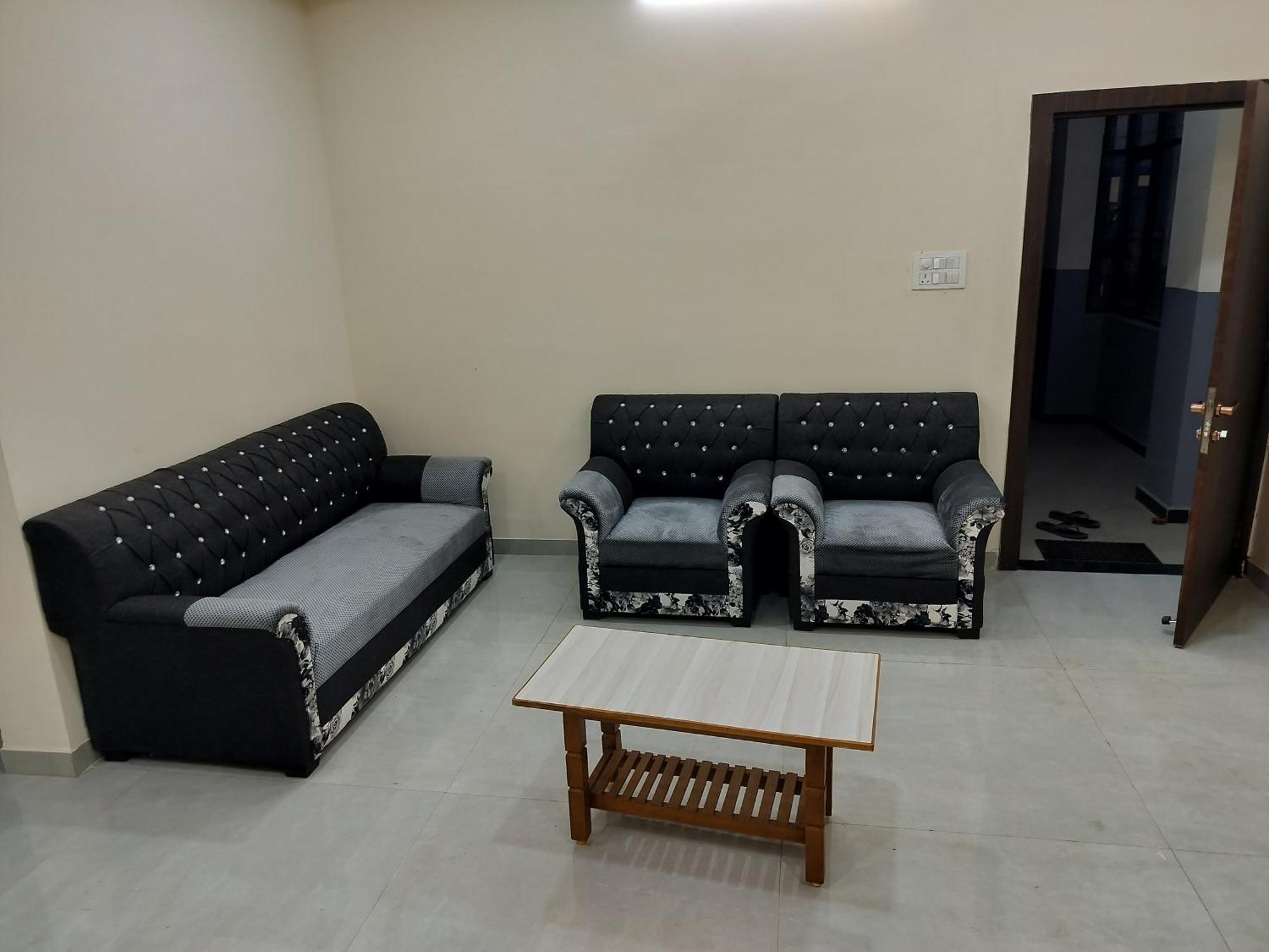 Shiv Shakti Homestay Ujjain Exterior foto